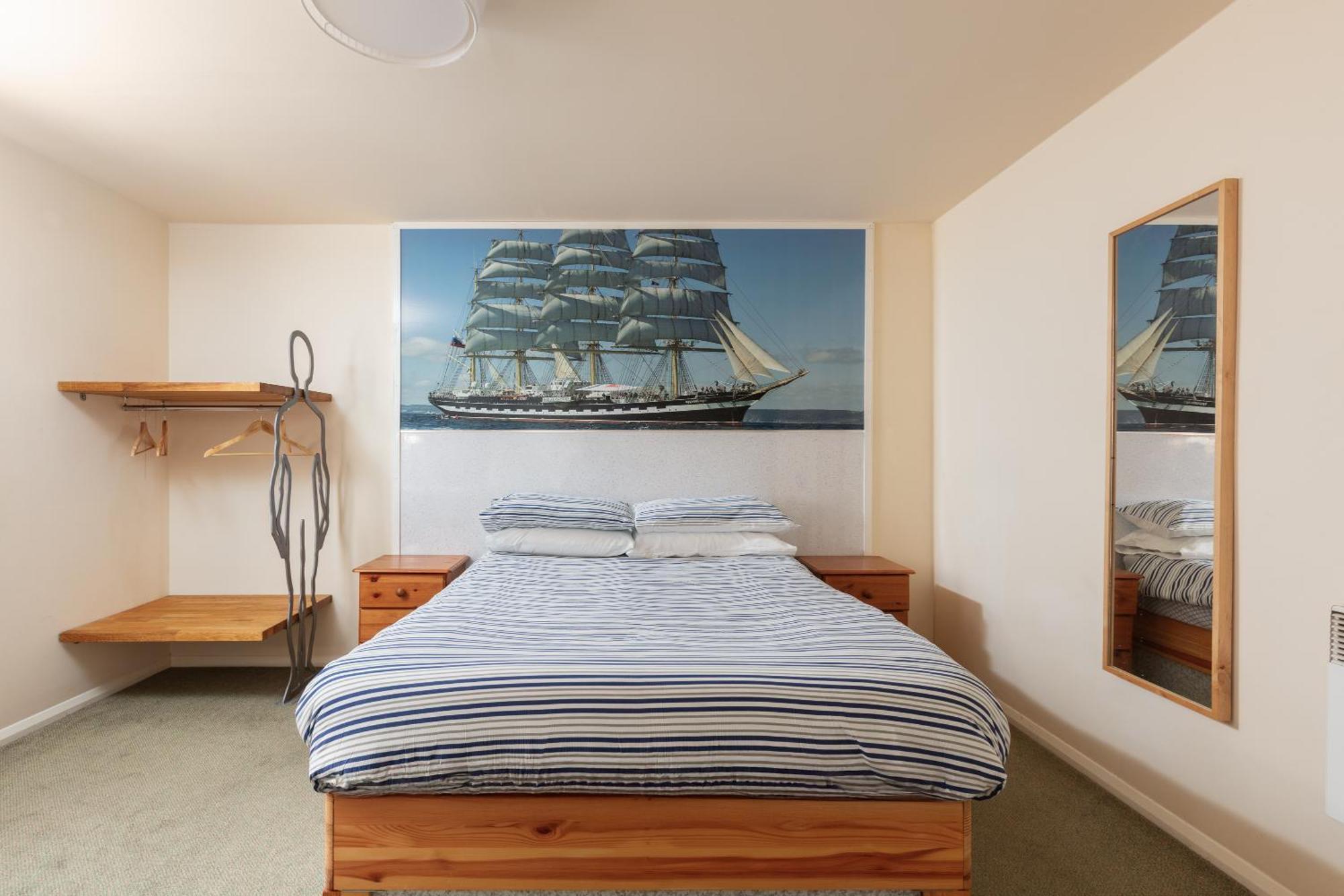 Discovery Accommodation Whitby Extérieur photo
