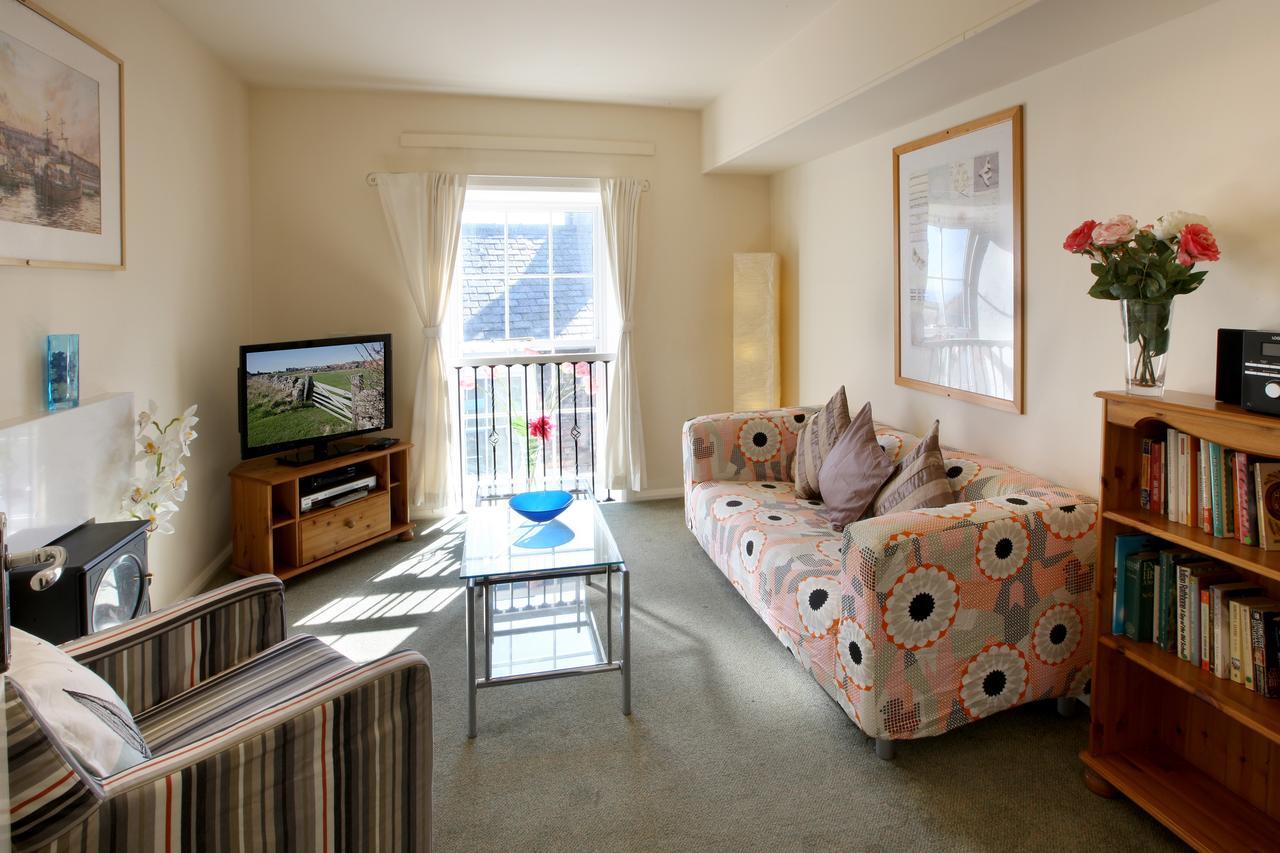 Discovery Accommodation Whitby Extérieur photo